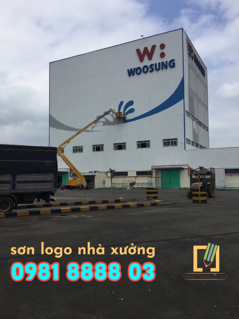 logo nhà xưởng nhìn từ trên cao