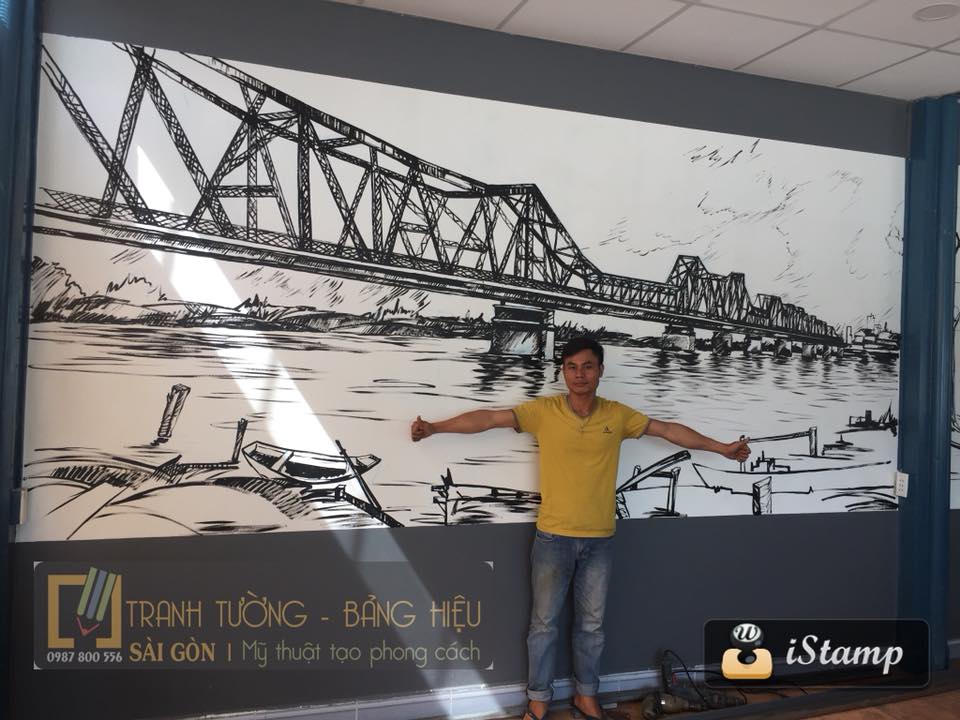 Tranh vẽ tường phong cảnh cầu Long Biên